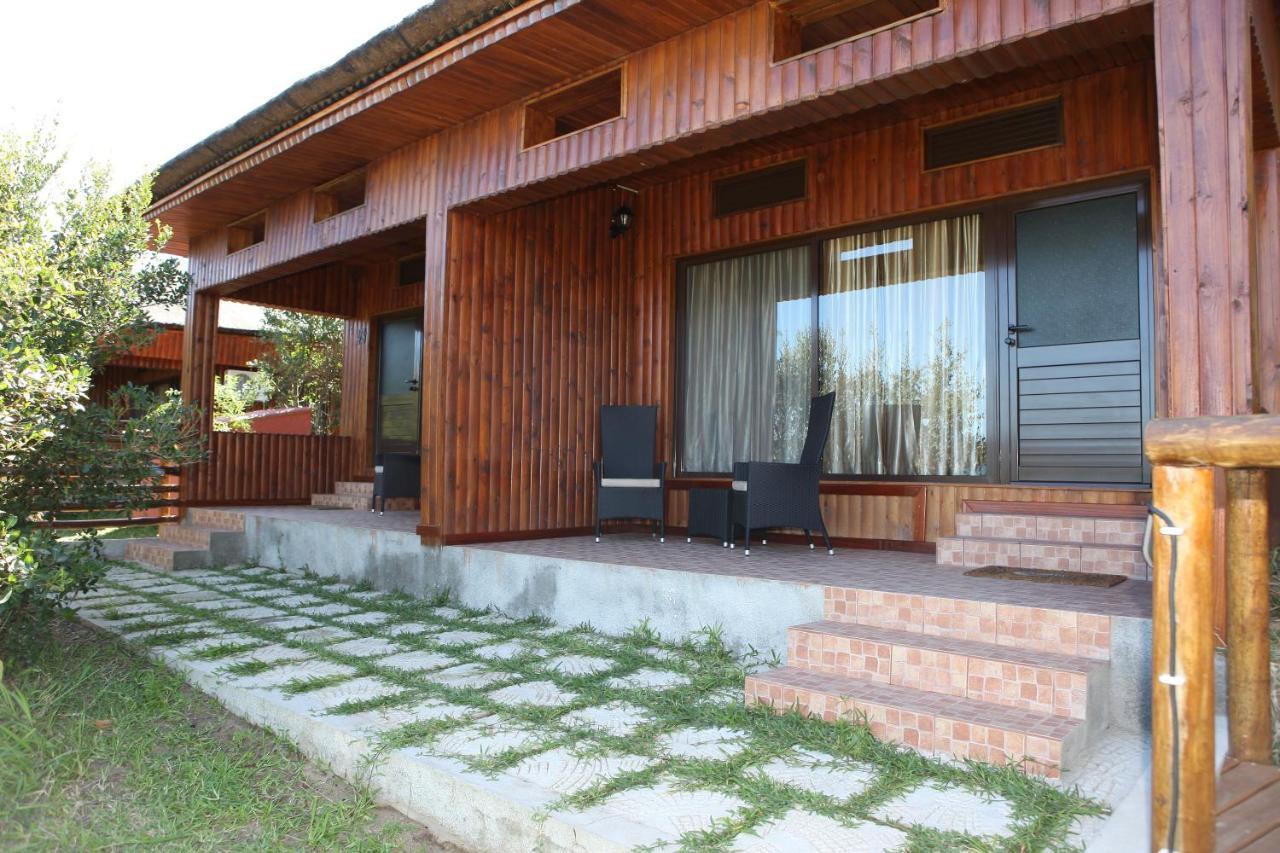 Humula Beach Resort Vila Praia Do Bilene Exterior foto